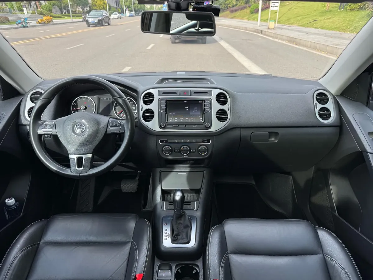 2017 Haval H9 2.0T 190HP L4 8AT,autocango,china used car exporter,china ev exporter,chinese used car exporter,chinese used ev exporter