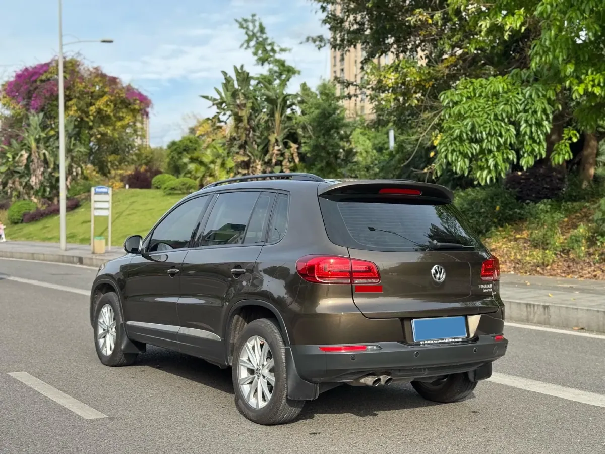 2017 Haval H9 2.0T 190HP L4 8AT,autocango,china used car exporter,china ev exporter,chinese used car exporter,chinese used ev exporter