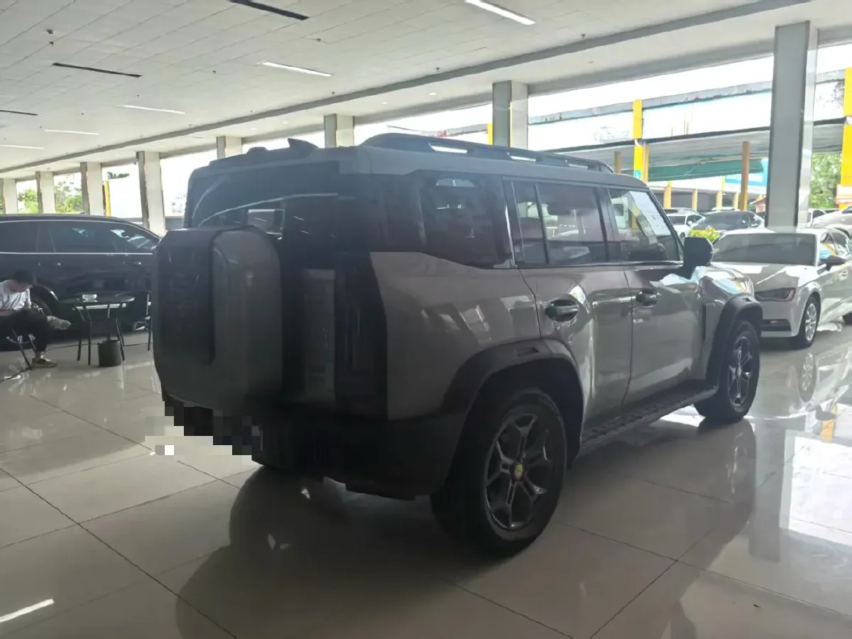 2023 Jetour Traveller 2.0T 254HP L4 7DCT,autocango,china used car exporter,china ev exporter,chinese used car exporter,chinese used ev exporter