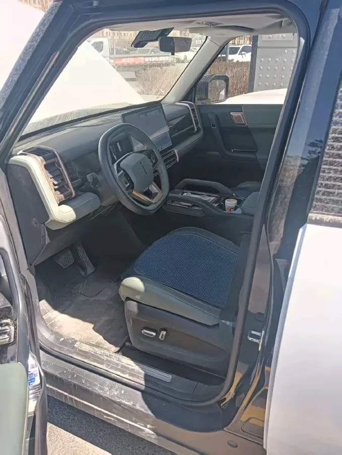 2024 JMC DaDao 2.3T 245HP L4 8AT,autocango,china used car exporter,china ev exporter,chinese used car exporter,chinese used ev exporter