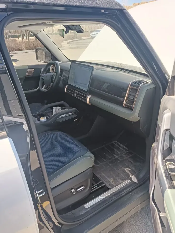 2024 JMC DaDao 2.3T 245HP L4 8AT,autocango,china used car exporter,china ev exporter,chinese used car exporter,chinese used ev exporter