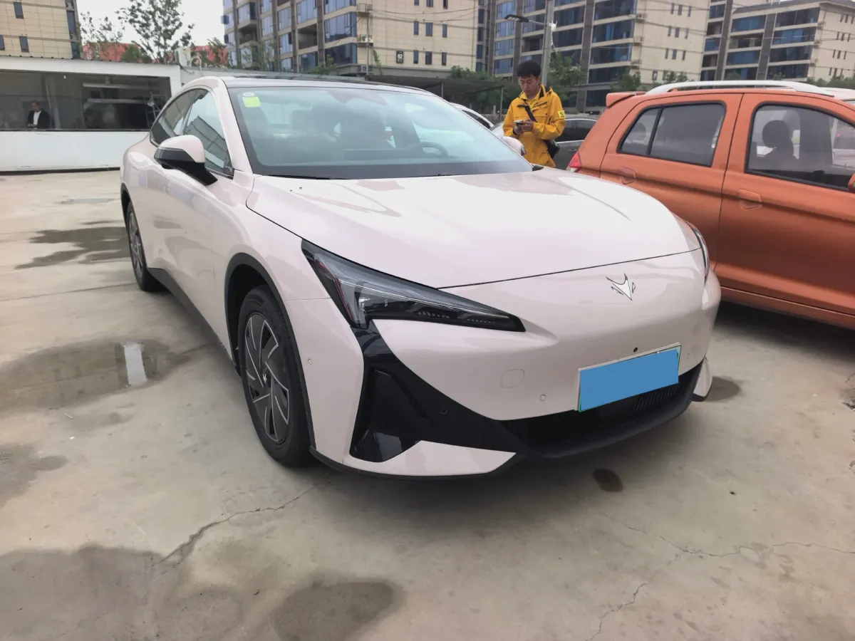 2025 ARCFOX αS5 BEV,autocango,china used car exporter,china ev exporter,chinese used car exporter,chinese used ev exporter