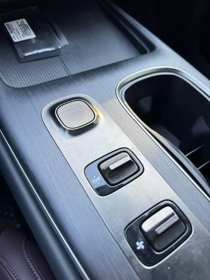 2024 MI SU7 BEV 73.6KWH,autocango,china used car exporter,china ev exporter,chinese used car exporter,chinese used ev exporter