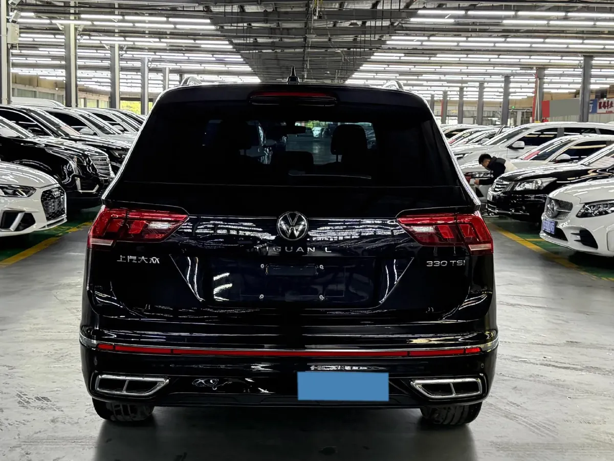 2024 Volkswagen Tiguan L 2.0T 186HP L4 7DCT,autocango,china used car exporter,china ev exporter,chinese used car exporter,chinese used ev exporter