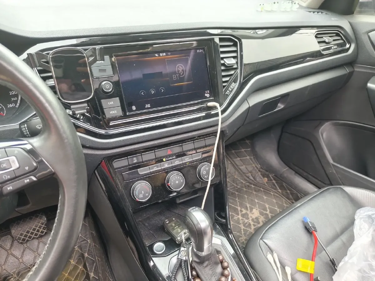 2019 Volkswagen T-Roc 1.4T 150HP L4 7DCT,autocango,china used car exporter,china ev exporter,chinese used car exporter,chinese used ev exporter