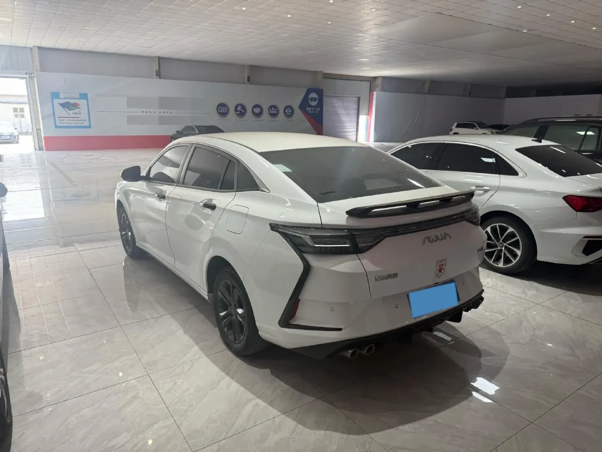 2023 DongFeng Aeolus YiXuan 1.5L 125HP L4 6DCT,autocango,china used car exporter,china ev exporter,chinese used car exporter,chinese used ev exporter