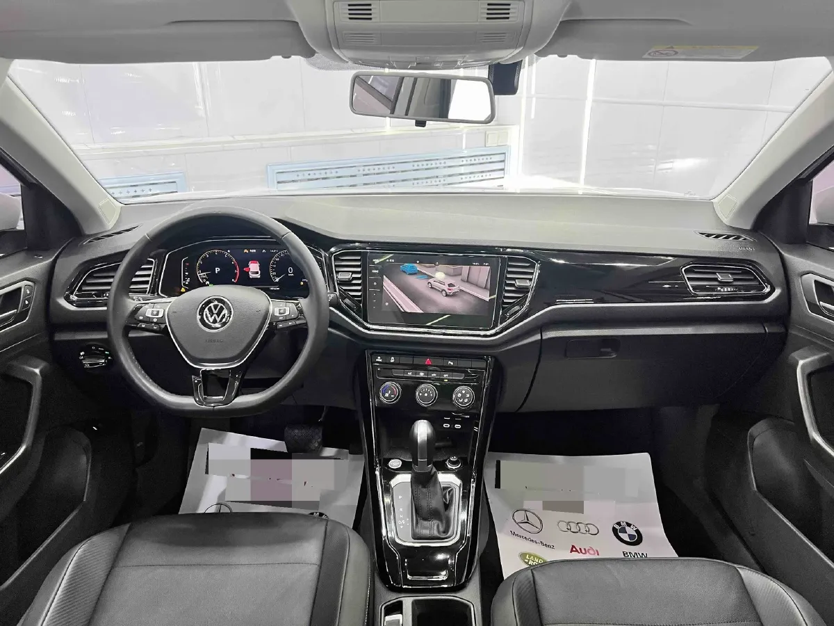 2022 Volkswagen T-Roc 1.4T 150HP L4 7DCT,autocango,china used car exporter,china ev exporter,chinese used car exporter,chinese used ev exporter