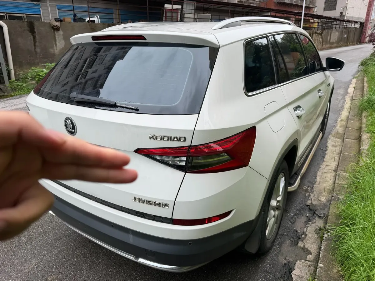 2018 Skoda Kodiak 2.0T 186HP L4 7DCT,autocango,china used car exporter,china ev exporter,chinese used car exporter,chinese used ev exporter