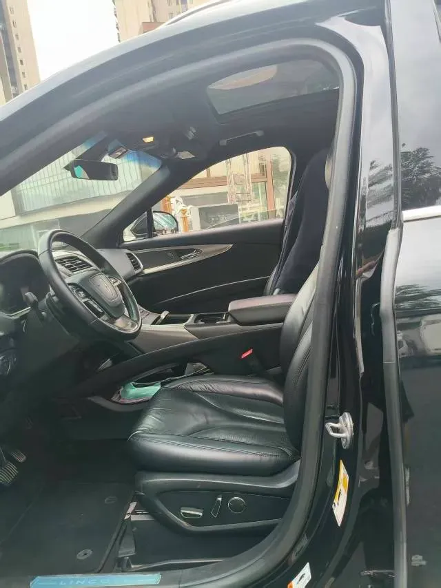 2019 Lincoln Nautilus 2.0T 224HP L4 8AT,autocango,china used car exporter,china ev exporter,chinese used car exporter,chinese used ev exporter