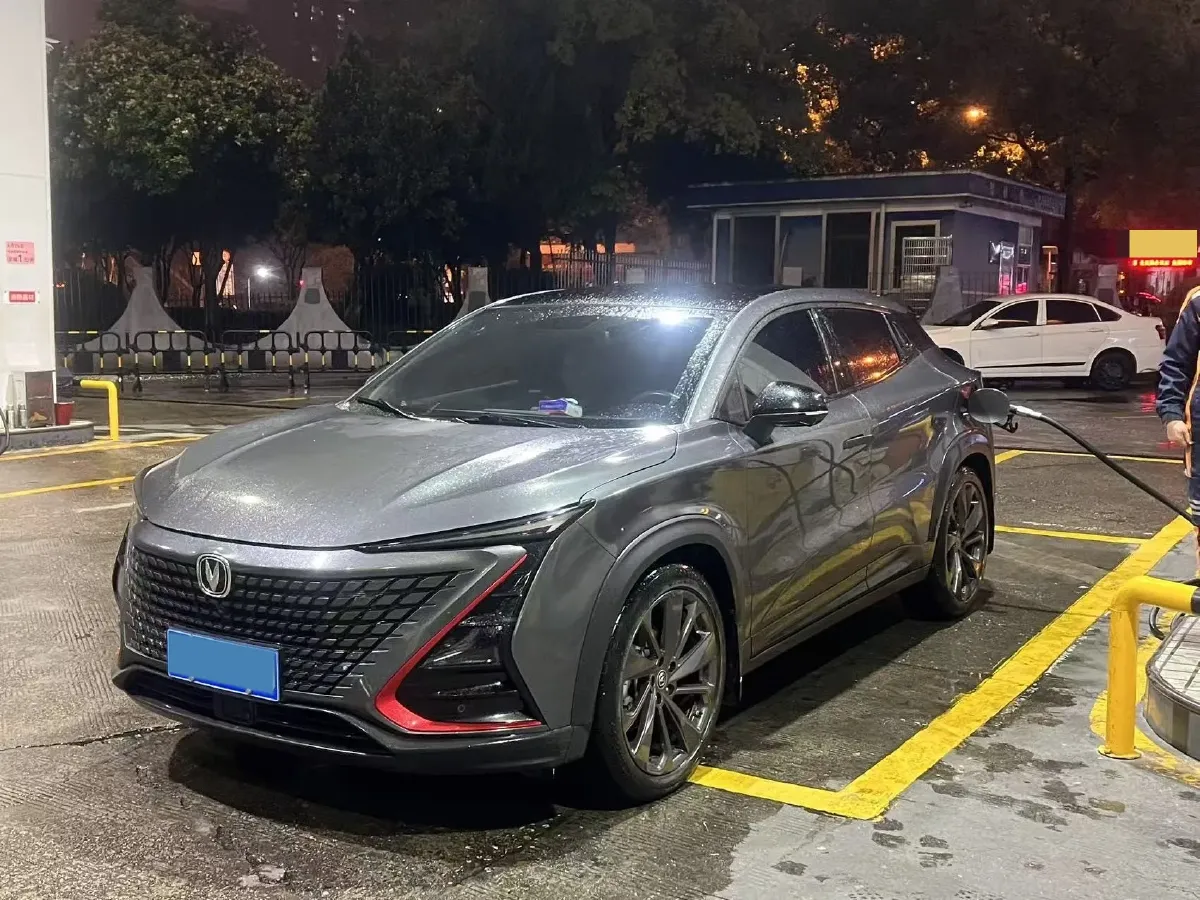 2020 ChangAn UNI-T 1.5T 180HP L4 7DCT,autocango,china used car exporter,china ev exporter,chinese used car exporter,chinese used ev exporter