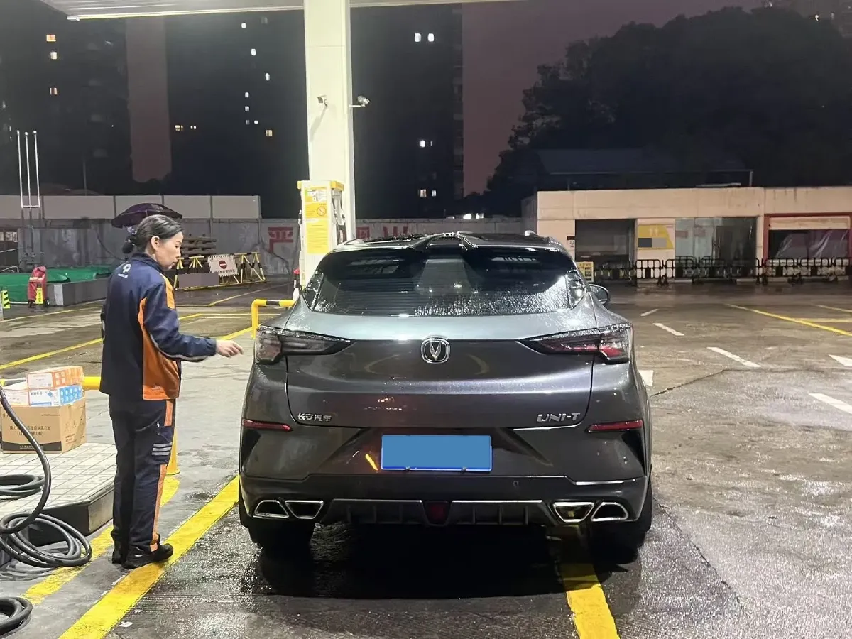 2020 ChangAn UNI-T 1.5T 180HP L4 7DCT,autocango,china used car exporter,china ev exporter,chinese used car exporter,chinese used ev exporter