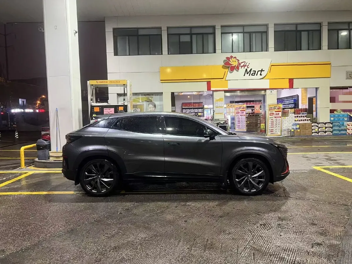 2020 ChangAn UNI-T 1.5T 180HP L4 7DCT,autocango,china used car exporter,china ev exporter,chinese used car exporter,chinese used ev exporter