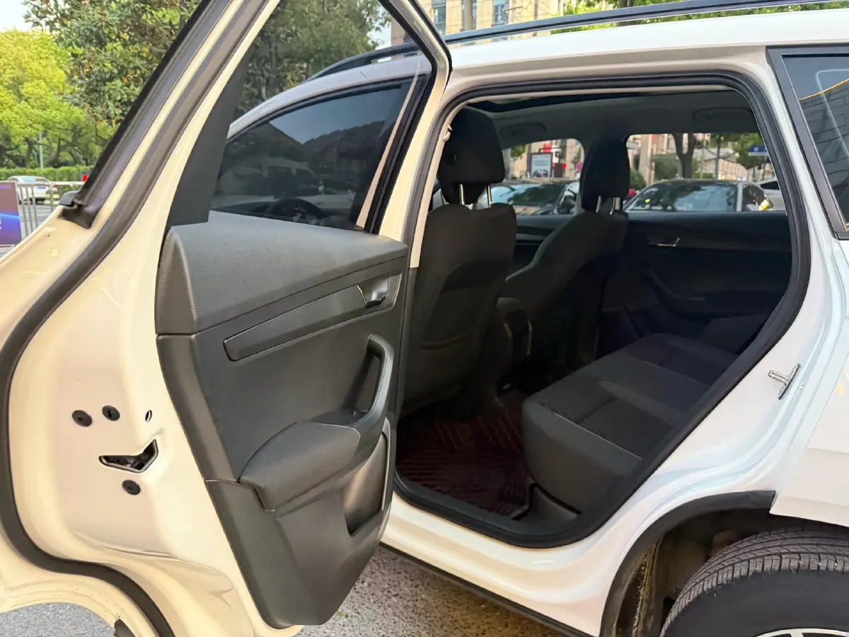 2018 BYD Qin Pro 1.5T 154HP L4 6DCT PHEV,autocango,china used car exporter,china ev exporter,chinese used car exporter,chinese used ev exporter