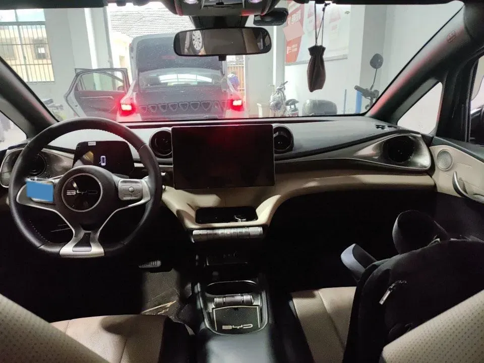 2023 BYD Dolphin BEV 44.928KWH,autocango,china used car exporter,china ev exporter,chinese used car exporter,chinese used ev exporter