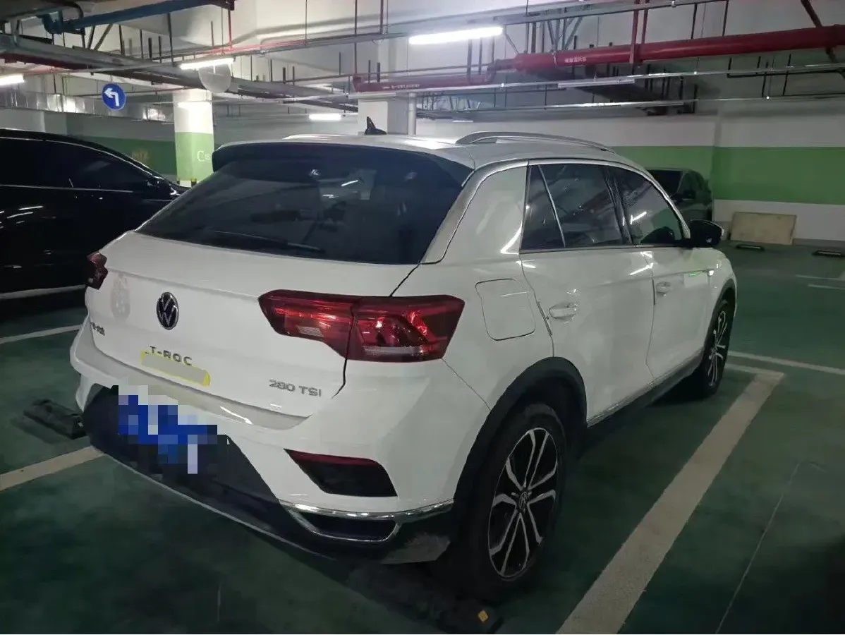 2022 Volkswagen T-Roc 1.4T 150HP L4 7DCT,autocango,china used car exporter,china ev exporter,chinese used car exporter,chinese used ev exporter