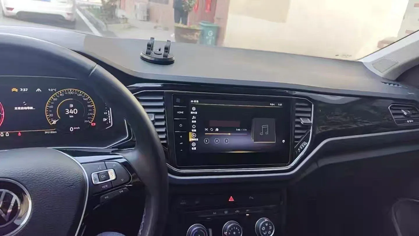 2022 Volkswagen T-Roc 1.4T 150HP L4 7DCT,autocango,china used car exporter,china ev exporter,chinese used car exporter,chinese used ev exporter