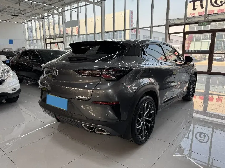 2022 ChangAn UNI-T 1.5T 188HP L4 7DCT,autocango,china used car exporter,china ev exporter,chinese used car exporter,chinese used ev exporter