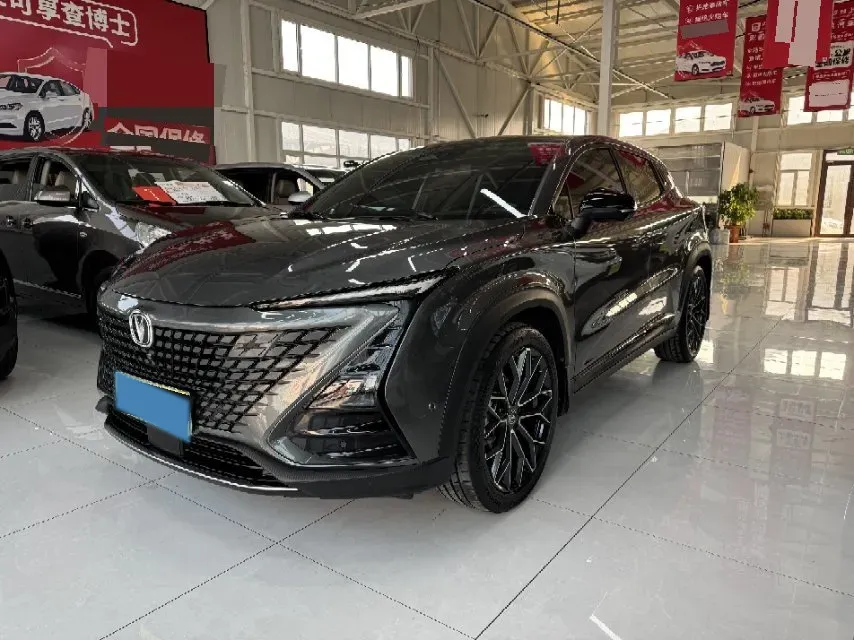 2022 ChangAn UNI-T 1.5T 188HP L4 7DCT,autocango,china used car exporter,china ev exporter,chinese used car exporter,chinese used ev exporter