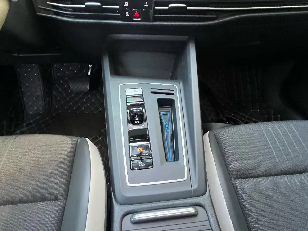 2021 Volkswagen Golf 1.4T 150HP L4 7DCT,autocango,china used car exporter,china ev exporter,chinese used car exporter,chinese used ev exporter