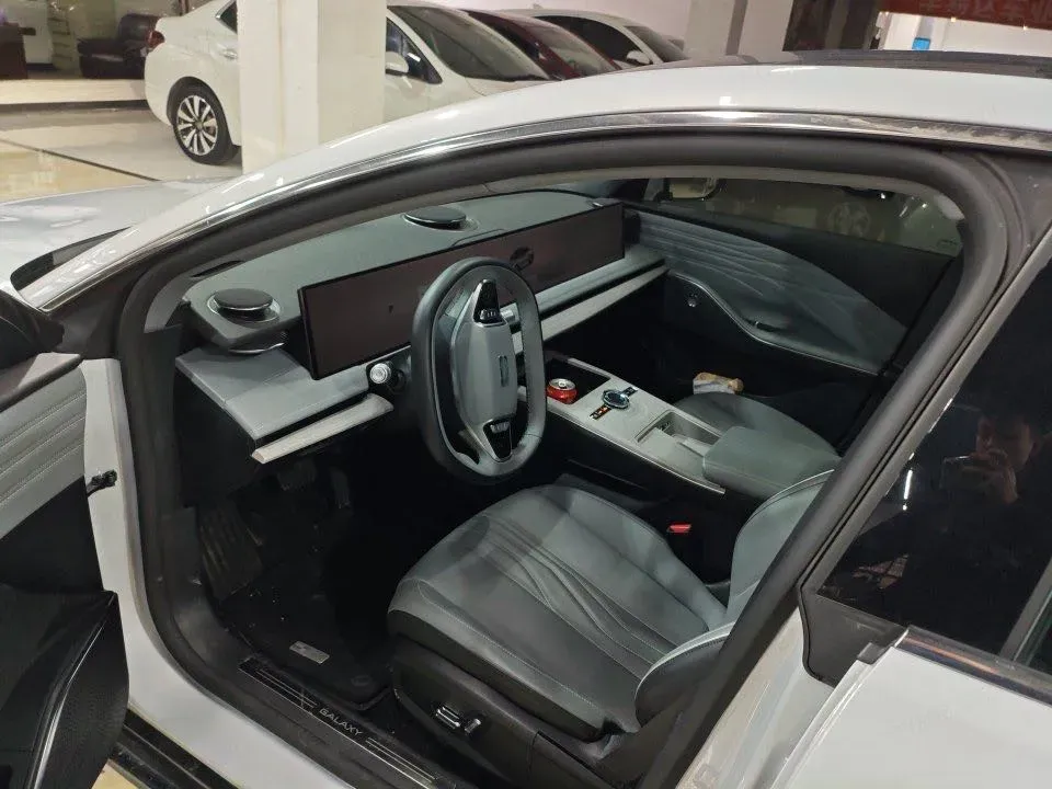 2024 Geely Galaxy E8 BEV 62KWH,autocango,china used car exporter,china ev exporter,chinese used car exporter,chinese used ev exporter