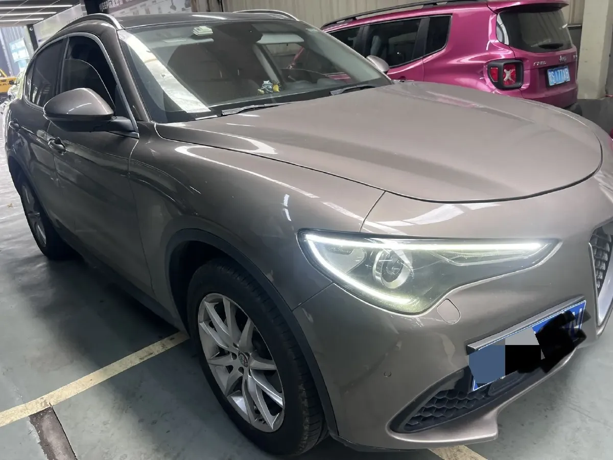 2017 Lexus NX 2.0T 238HP L4 6AT,autocango,china used car exporter,china ev exporter,chinese used car exporter,chinese used ev exporter