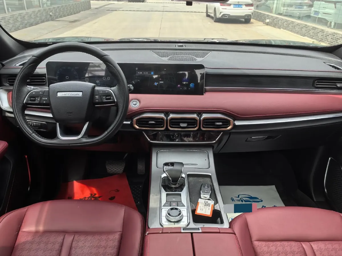 2025 Jetour X70 Plus 1.5T 156HP L4 6DCT,autocango,china used car exporter,china ev exporter,chinese used car exporter,chinese used ev exporter