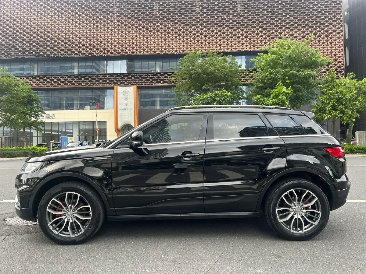 2018 Landwind X7 1.5T 163HP L4 8AT,autocango,china used car exporter,china ev exporter,chinese used car exporter,chinese used ev exporter
