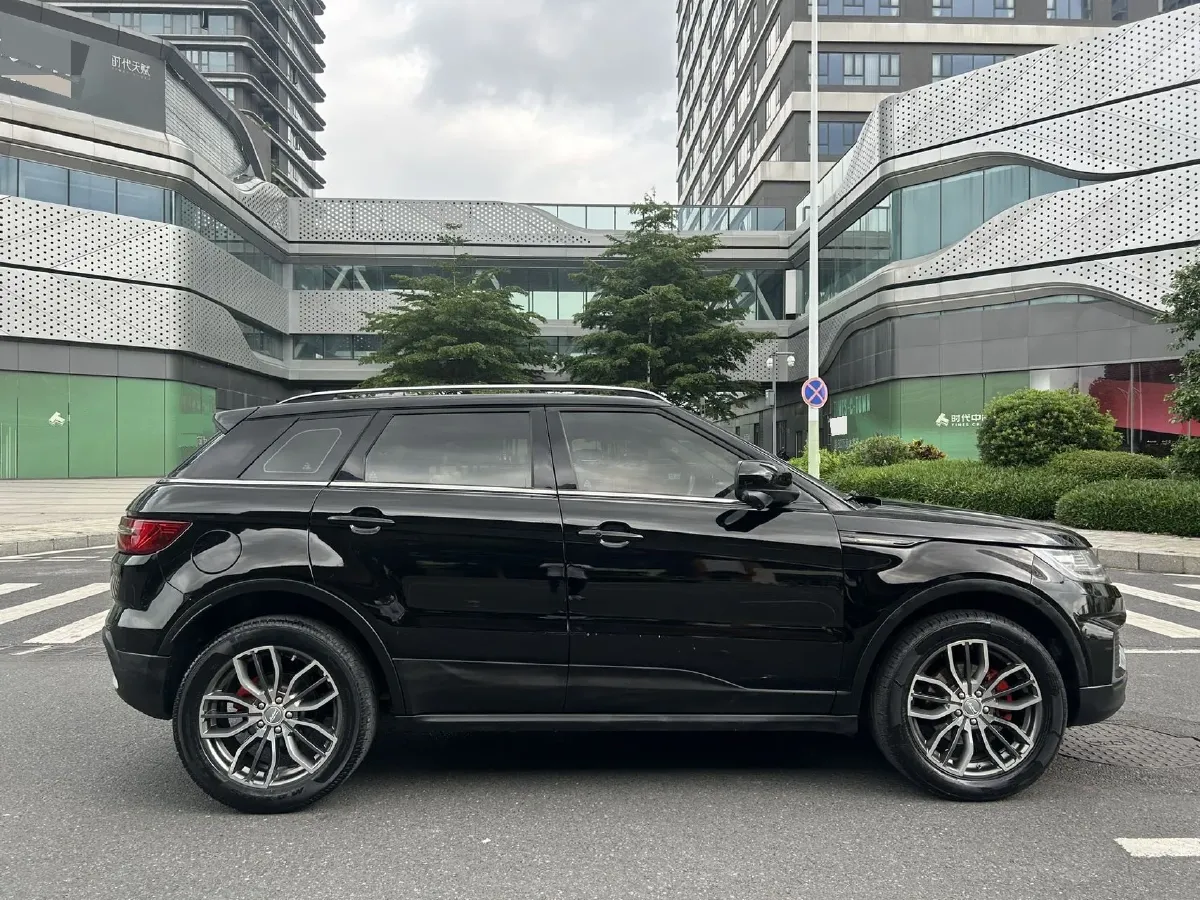 2018 Landwind X7 1.5T 163HP L4 8AT,autocango,china used car exporter,china ev exporter,chinese used car exporter,chinese used ev exporter
