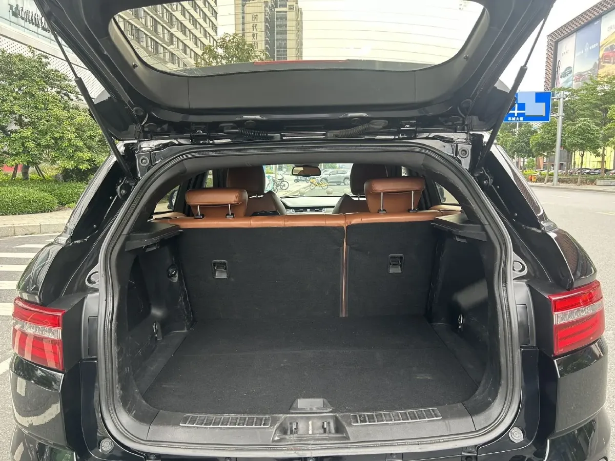 2018 Landwind X7 1.5T 163HP L4 8AT,autocango,china used car exporter,china ev exporter,chinese used car exporter,chinese used ev exporter