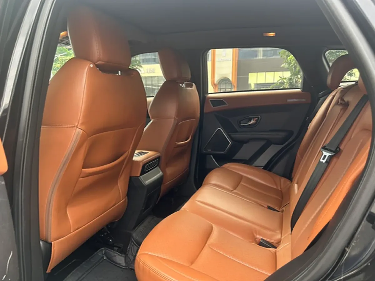 2018 Landwind X7 1.5T 163HP L4 8AT,autocango,china used car exporter,china ev exporter,chinese used car exporter,chinese used ev exporter