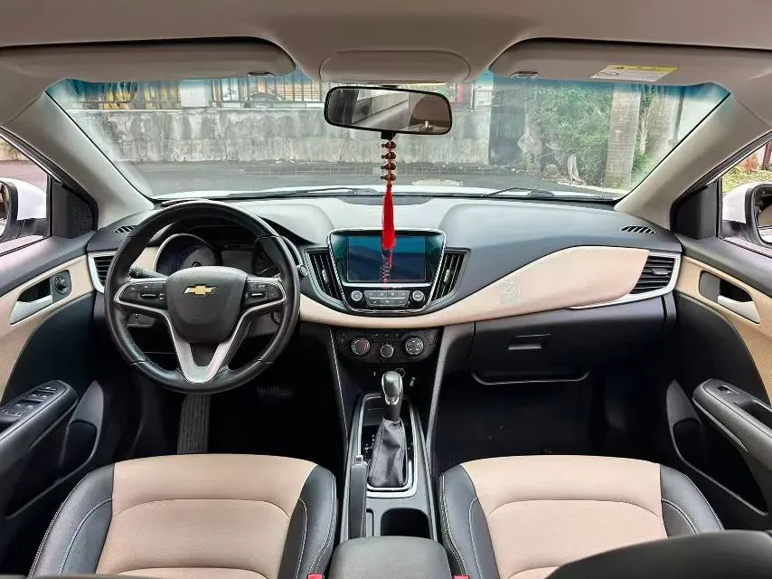 2020 Chevrolet Monza 1.5L 113HP L4 6AT,autocango,china used car exporter,china ev exporter,chinese used car exporter,chinese used ev exporter