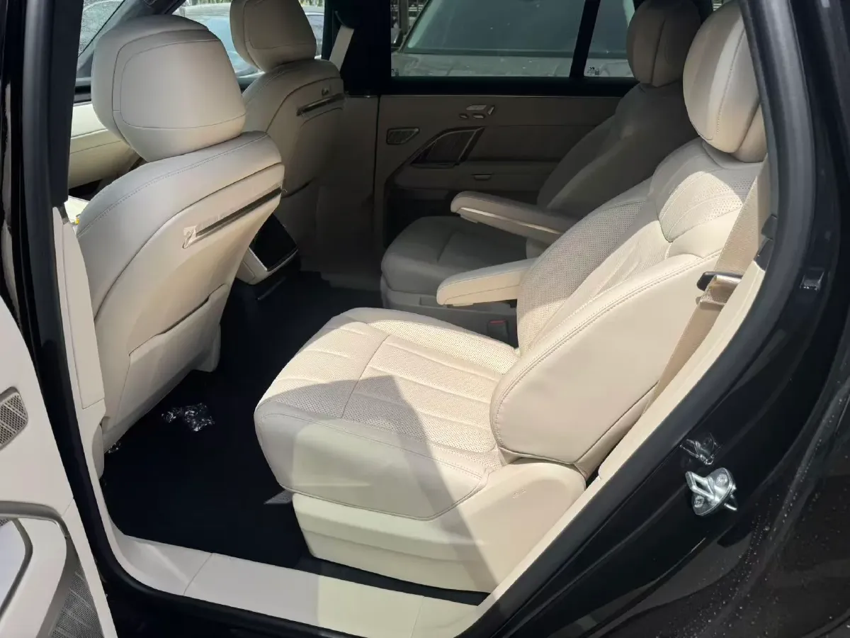 2025 ONVO L90 BEV,autocango,china used car exporter,china ev exporter,chinese used car exporter,chinese used ev exporter