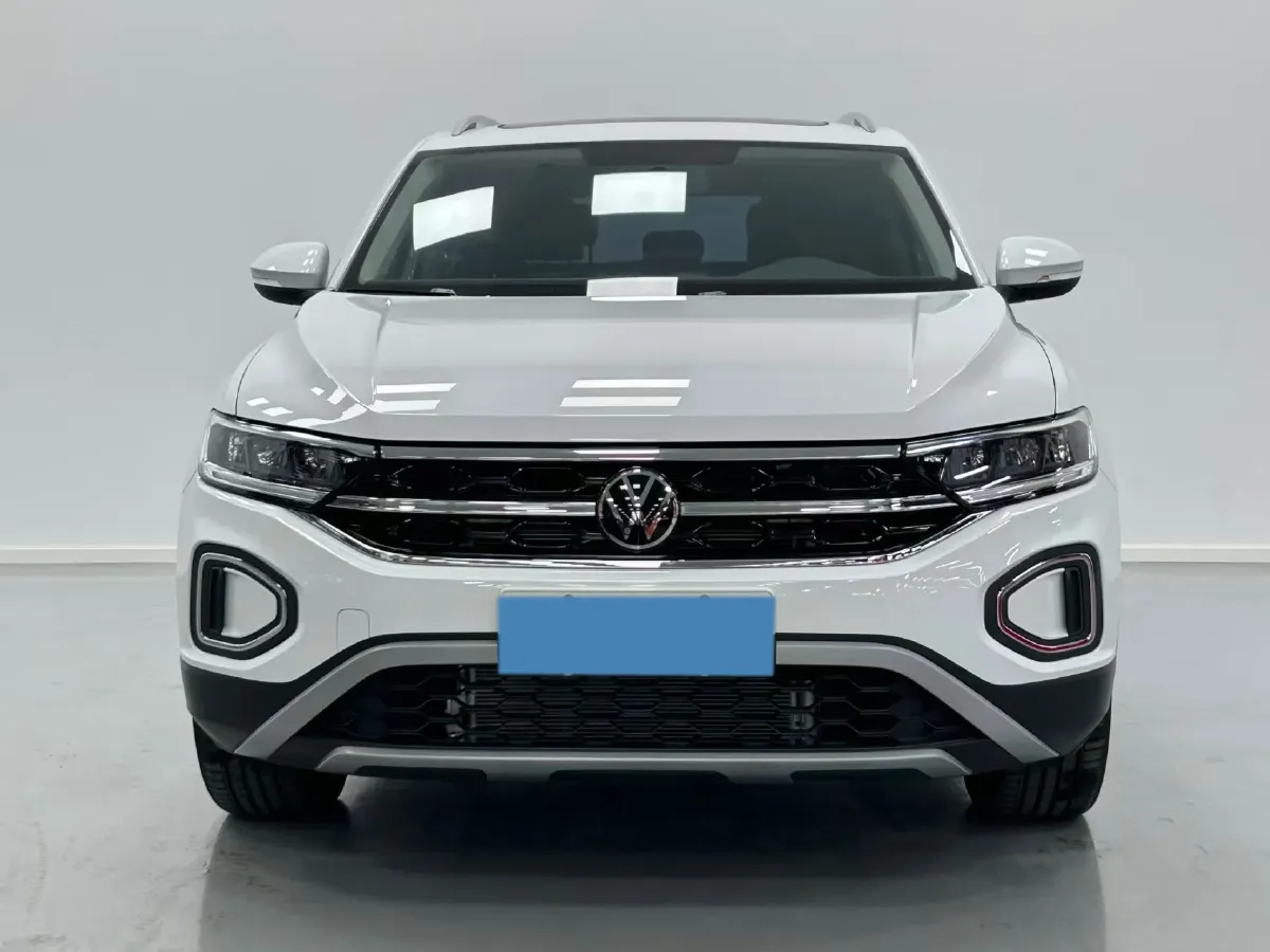 2025 Volkswagen T-Roc 1.4T 150HP L4 7DCT,autocango,china used car exporter,china ev exporter,chinese used car exporter,chinese used ev exporter