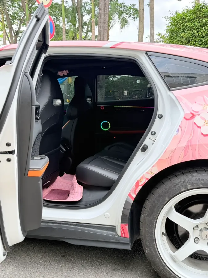 2023 ChangAn UNI-V 1.5T 188HP L4 7DCT,autocango,china used car exporter,china ev exporter,chinese used car exporter,chinese used ev exporter