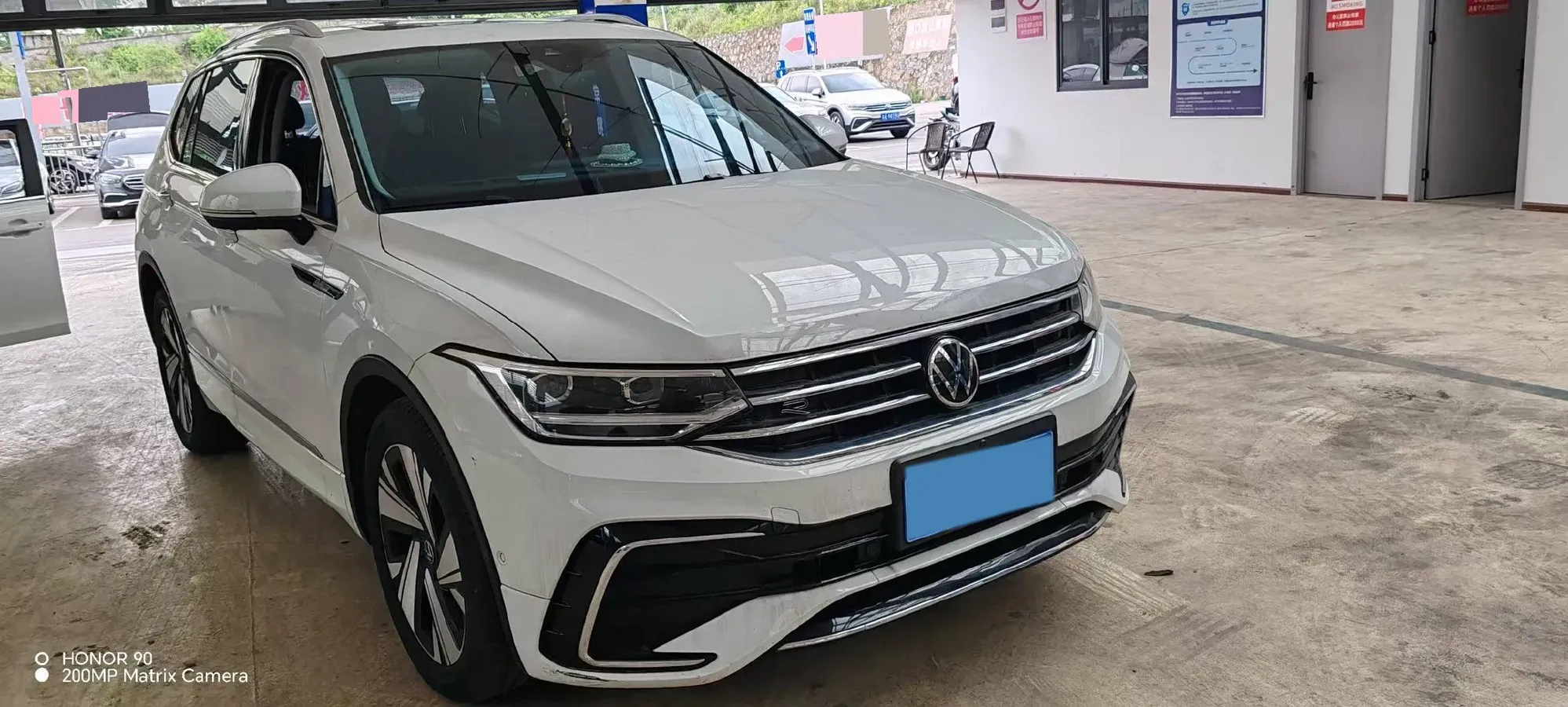2023 Volkswagen Tiguan L 2.0T 186HP L4 7DCT,autocango,china used car exporter,china ev exporter,chinese used car exporter,chinese used ev exporter