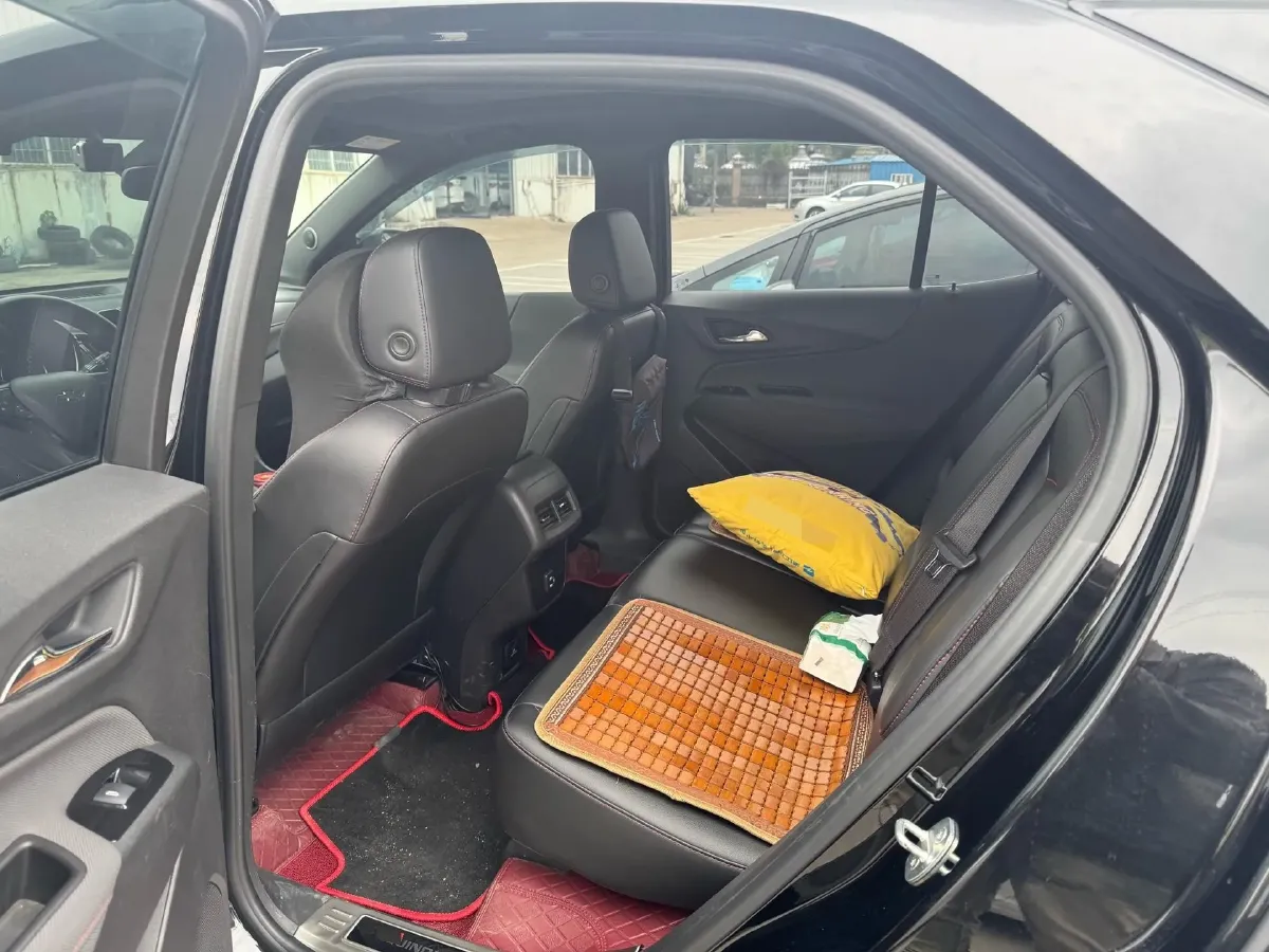 2021 Chevrolet Equinox 2.0T 237HP L4 9AT,autocango,china used car exporter,china ev exporter,chinese used car exporter,chinese used ev exporter