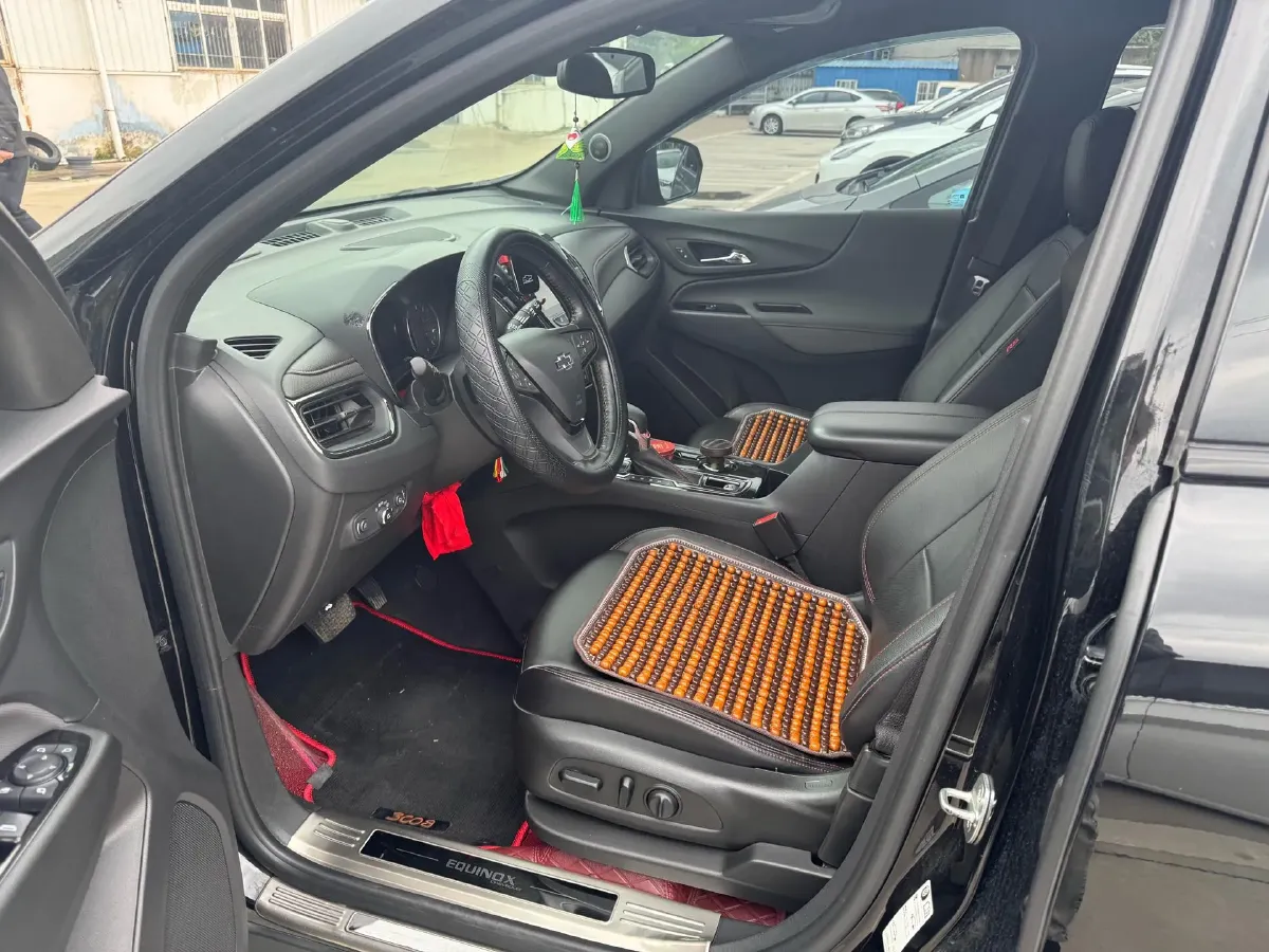 2021 Chevrolet Equinox 2.0T 237HP L4 9AT,autocango,china used car exporter,china ev exporter,chinese used car exporter,chinese used ev exporter