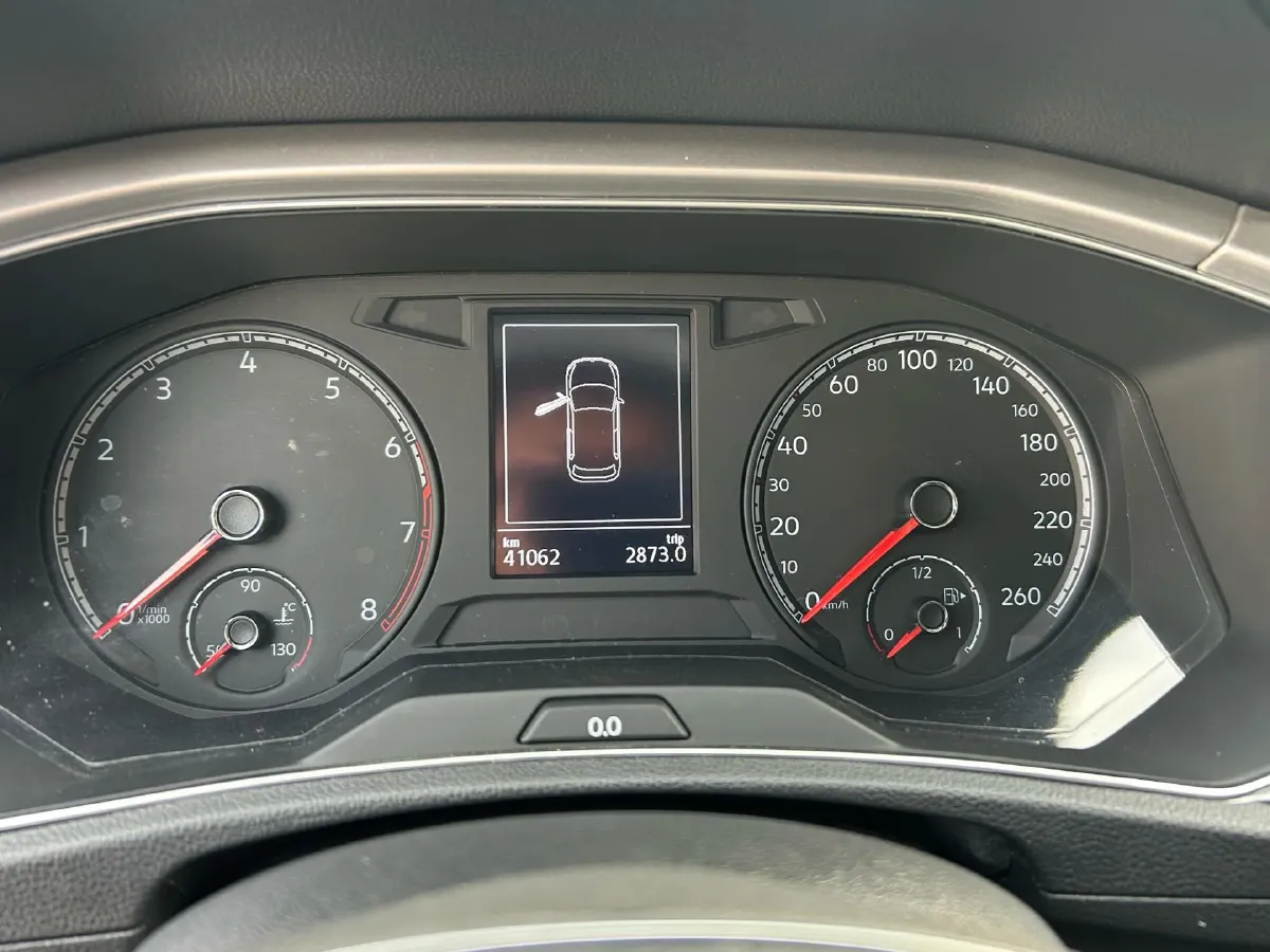 2022 Volkswagen T-Roc 1.4T 150HP L4 7DCT,autocango,china used car exporter,china ev exporter,chinese used car exporter,chinese used ev exporter