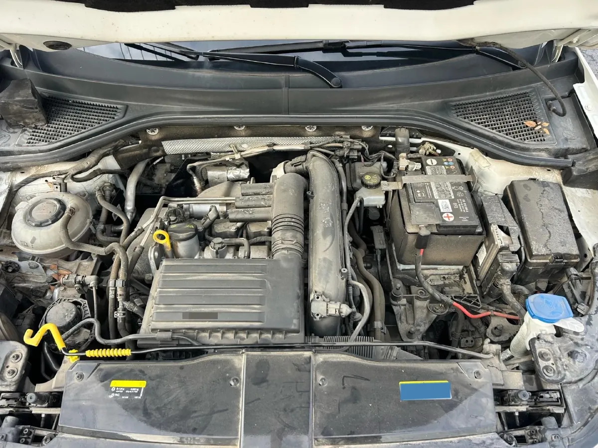 2022 Volkswagen T-Roc 1.4T 150HP L4 7DCT,autocango,china used car exporter,china ev exporter,chinese used car exporter,chinese used ev exporter