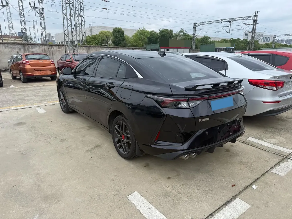 2021 DongFeng Aeolus YiXuan 1.5T 150HP L4 6DCT,autocango,china used car exporter,china ev exporter,chinese used car exporter,chinese used ev exporter