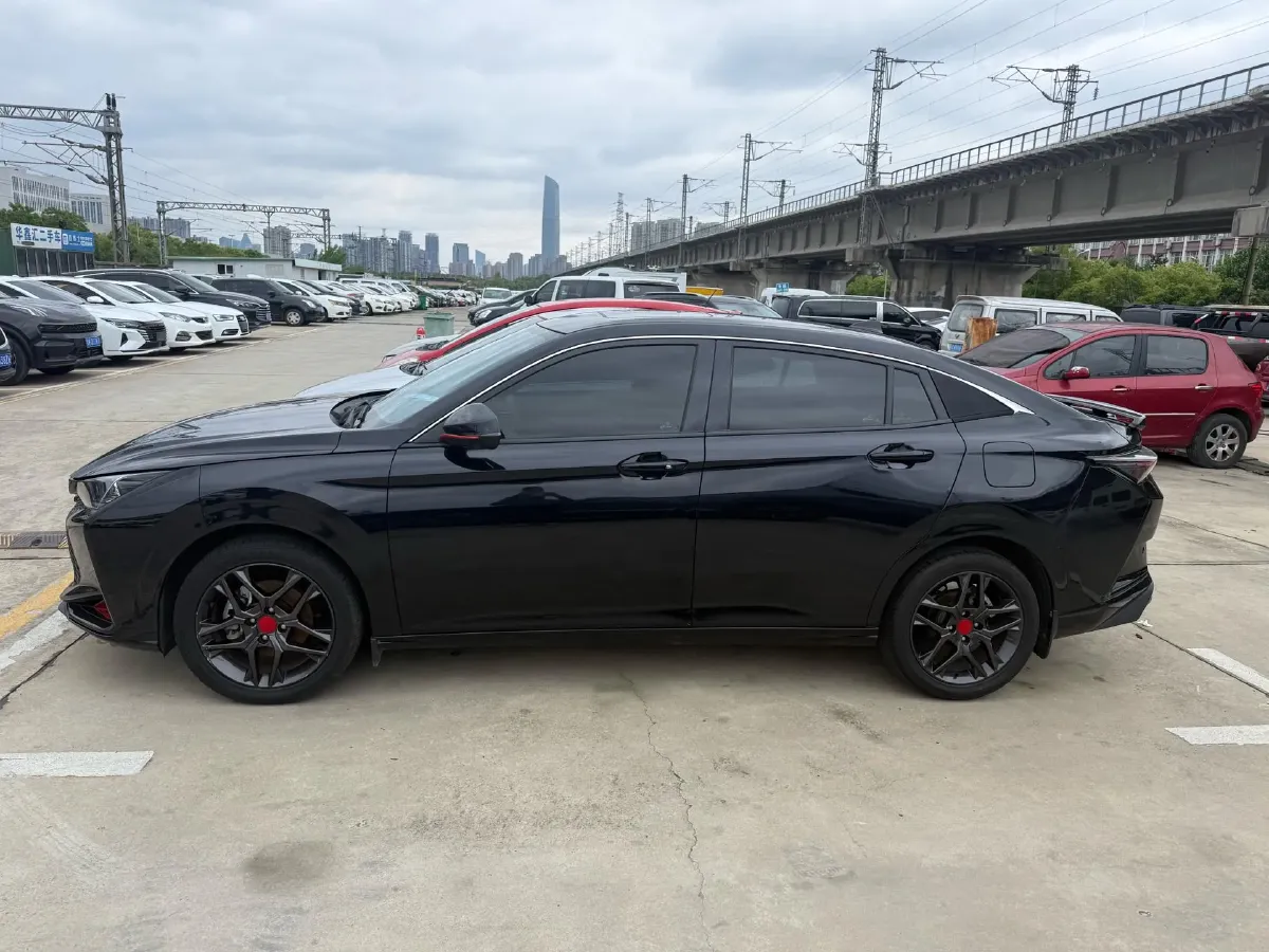 2021 DongFeng Aeolus YiXuan 1.5T 150HP L4 6DCT,autocango,china used car exporter,china ev exporter,chinese used car exporter,chinese used ev exporter