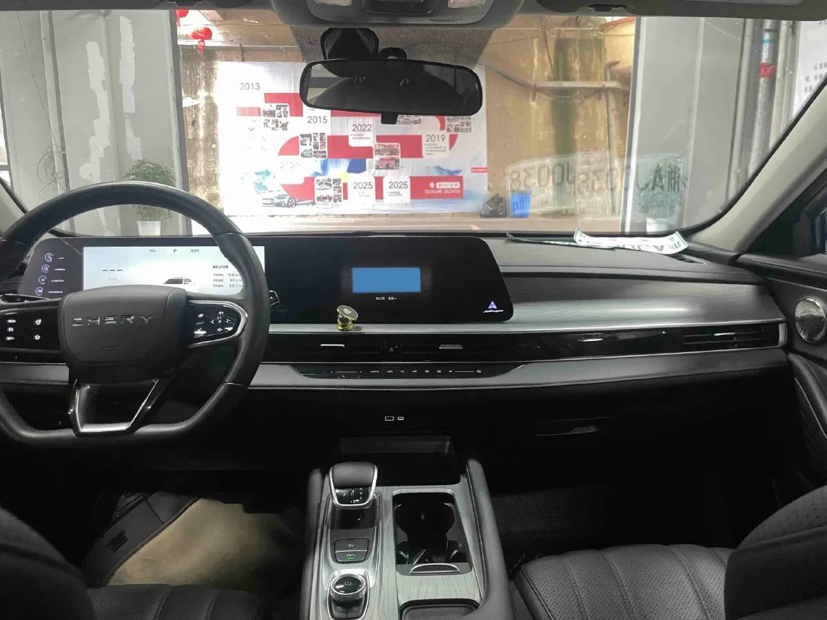 2024 Fulwin FulwinA8 1.5T 156HP L4 1DHT PHEV 18.3KWH,autocango,china used car exporter,china ev exporter,chinese used car exporter,chinese used ev exporter