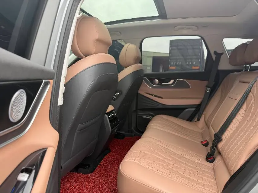 2024 Chery Tiggo8L 2.0T 254HP L4 8AT,autocango,china used car exporter,china ev exporter,chinese used car exporter,chinese used ev exporter