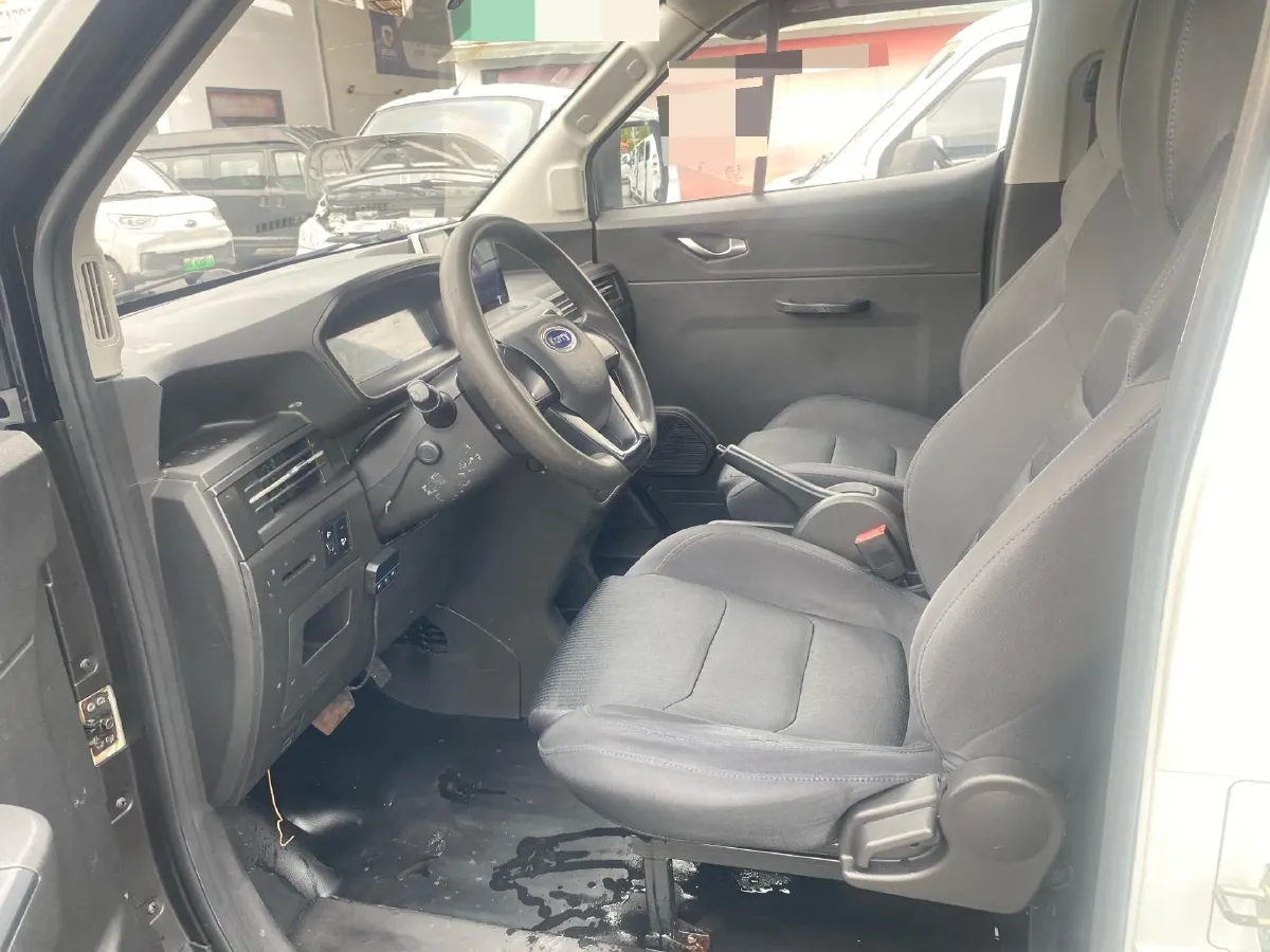 2019 Karry Dolphin EV BEV 44.5KWH,autocango,china used car exporter,china ev exporter,chinese used car exporter,chinese used ev exporter