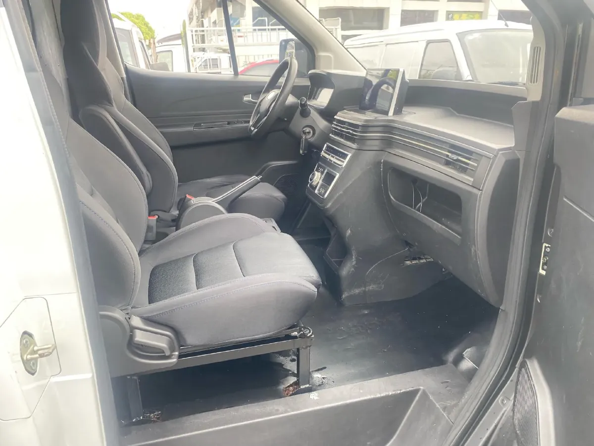 2019 Karry Dolphin EV BEV 44.5KWH,autocango,china used car exporter,china ev exporter,chinese used car exporter,chinese used ev exporter