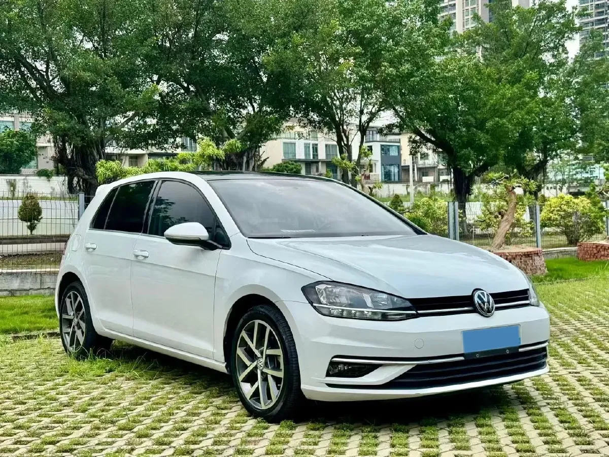 2020 Volkswagen Golf 1.2T 116HP L4 7DCT,autocango,china used car exporter,china ev exporter,chinese used car exporter,chinese used ev exporter