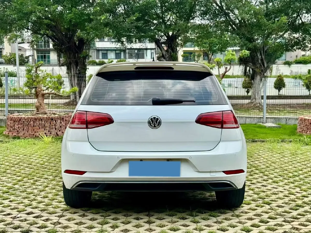2020 Volkswagen Golf 1.2T 116HP L4 7DCT,autocango,china used car exporter,china ev exporter,chinese used car exporter,chinese used ev exporter