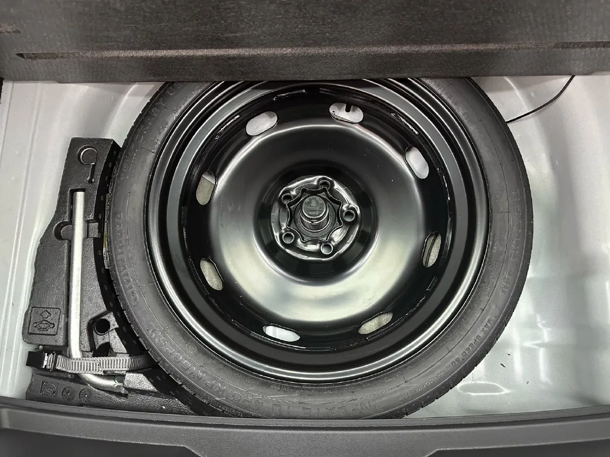 2021 Volkswagen T-Roc 1.4T 150HP L4 7DCT,autocango,china used car exporter,china ev exporter,chinese used car exporter,chinese used ev exporter