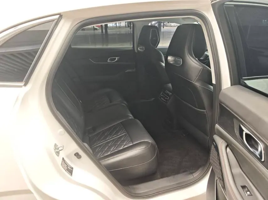 2022 Chevrolet Menlo BEV 61.1KWH,autocango,china used car exporter,china ev exporter,chinese used car exporter,chinese used ev exporter