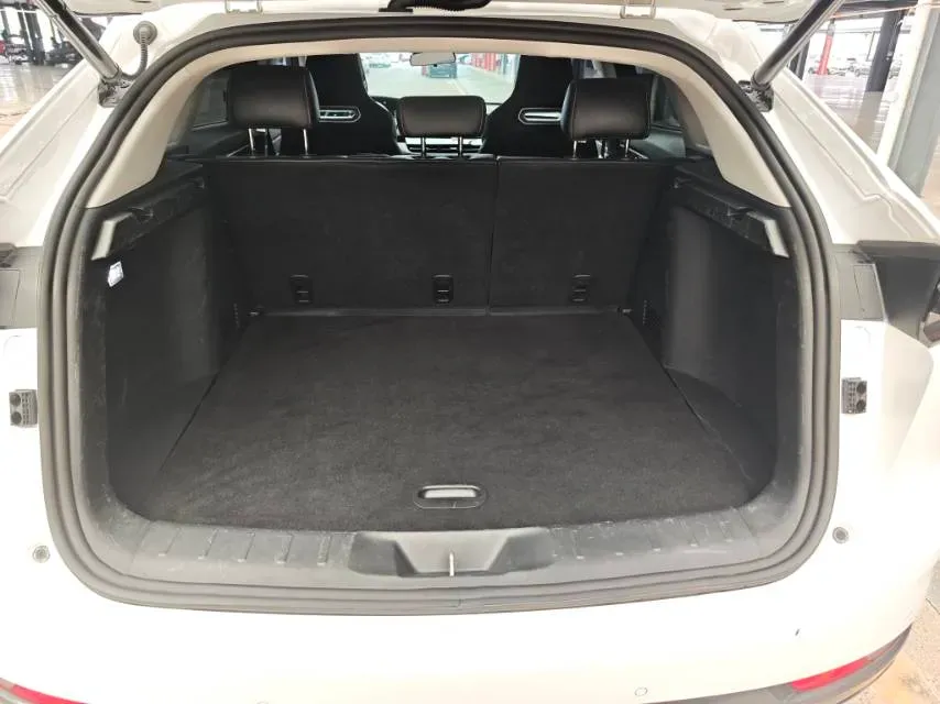 2022 Chevrolet Menlo BEV 61.1KWH,autocango,china used car exporter,china ev exporter,chinese used car exporter,chinese used ev exporter